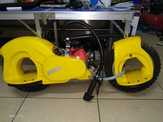Scuter tip Placa cu motor 49cc 2T Silentioasa