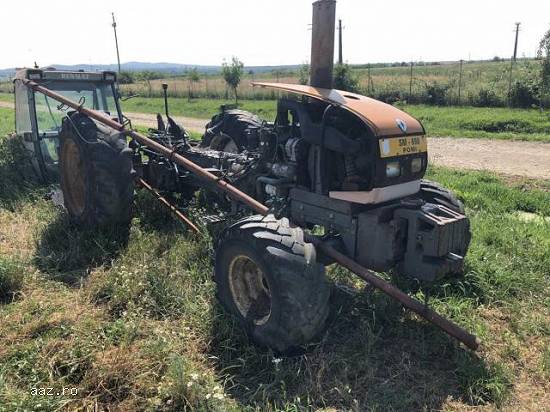 Lichidator judiciar vand Tractor Renault 325,  