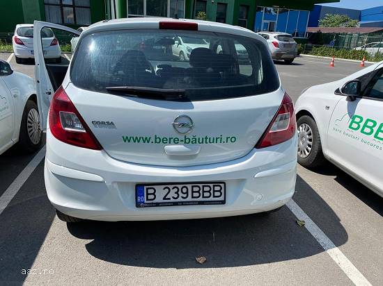 .- Autoturism Opel Corsa