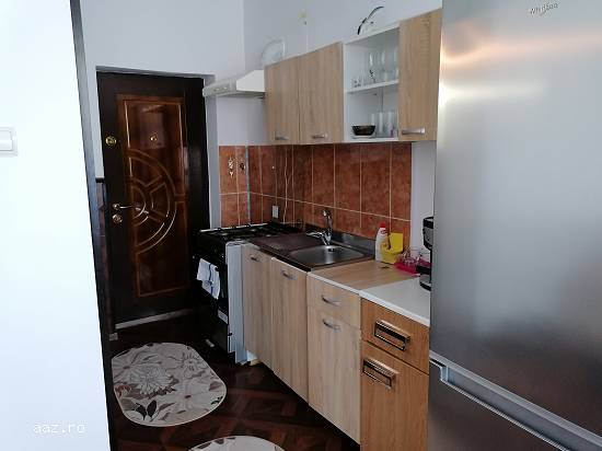 Vând garsoniera confort 2