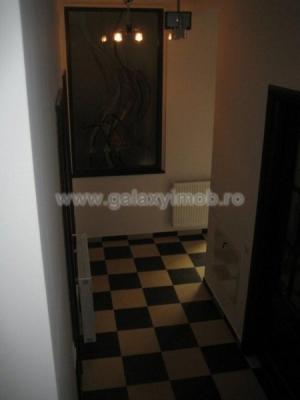 Dorobanti,   vanzare vila S+P+1+M,   renovata lux