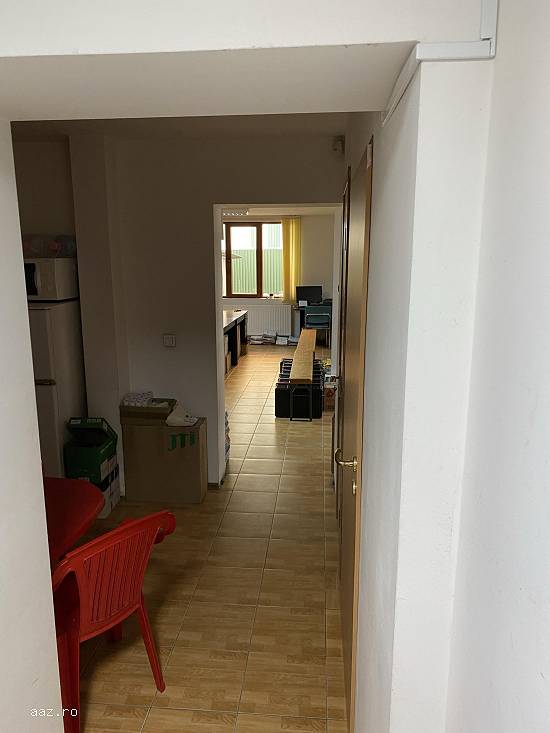 Apartament cu  3 camere - Zalau,   str. Closca...