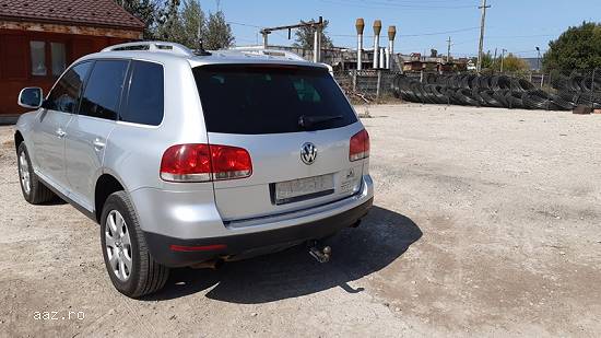 - Volkswagen - Touareg