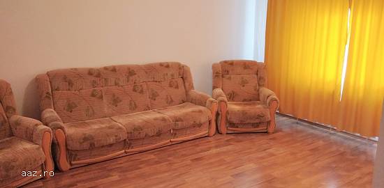 Dau in chirie apartament 3 camere zona Panduri