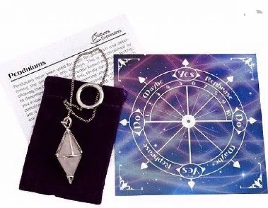 Rune set + cadou pendul ametist ,   cuart roz,   obsidian+cartea totul despre rune