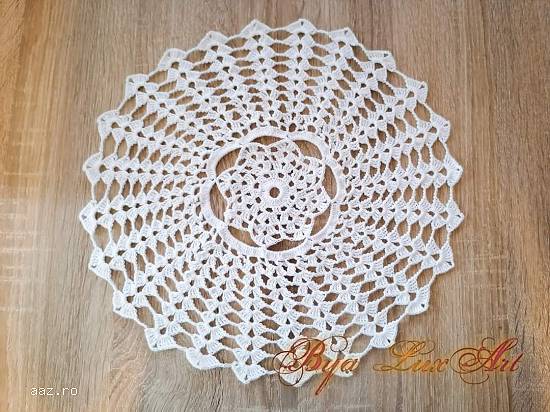 Mileu alb vintage handmade