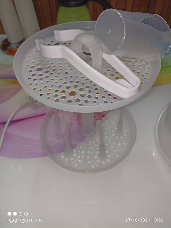 Sterilizator pentru biberoane Laica