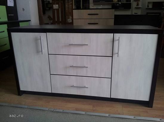 Mobilier la comanda