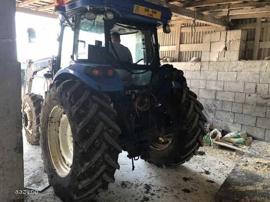 Lichidator judiciar vand Tractor New Holland TD5.105 T3@