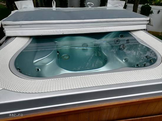 service jacuzzi si cazi cu hidromasaj