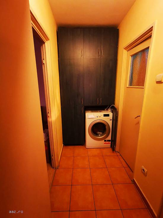 Inchiriere apartament 2 camere- basarabiei -parc riviera -superb-