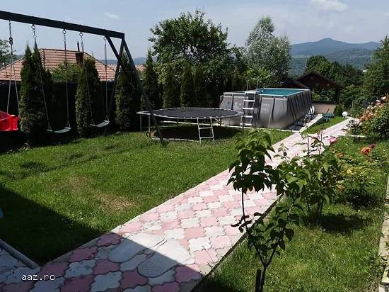 Casa David Comarnic 8-10 persoane