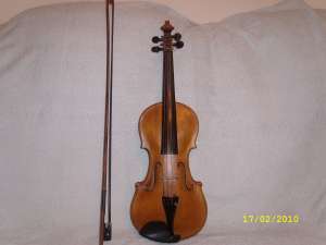 Vand instrumente muzicale vechi