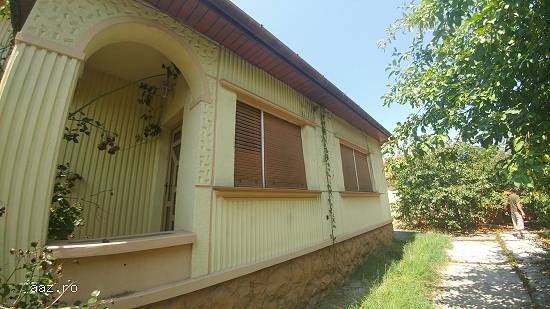 Proprietate imobiliara formata din teren si constructii - Seini