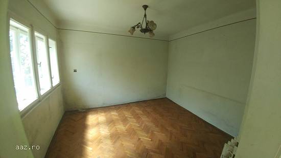 Proprietate imobiliara - teren si constructii - Seini