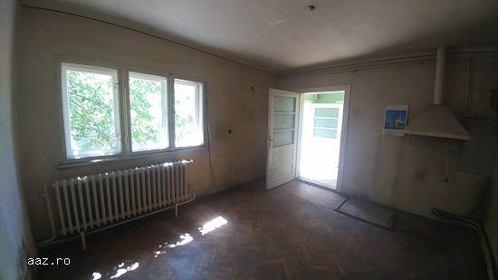 Proprietate imobiliara - teren si constructii - Seini