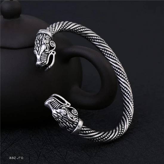 BRATARA Vikinga Viking VIKINGS serial VIKINGI Wolf gotica BARBATI pret cap lup