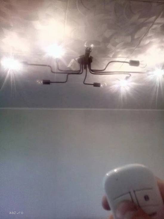 Intrerupator / telecomanda wireless 3 canale 220V instalatie electrica