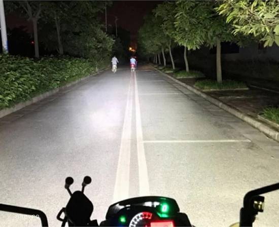LAMPA FAR proiector LED MOTO motocicleta bicicleta trotineta electrica ATV 12V 24V 36V 48V 52V 60V 7