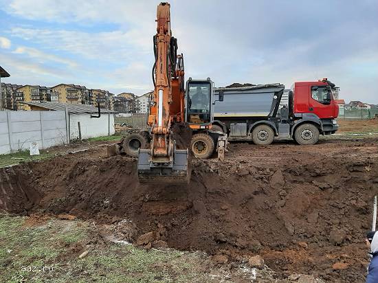 Inchirieri  buldoexcavatore cu picon Bucuresti si ilfov,    Chitila,    Mogosoaia,    Otopeni,    Bu