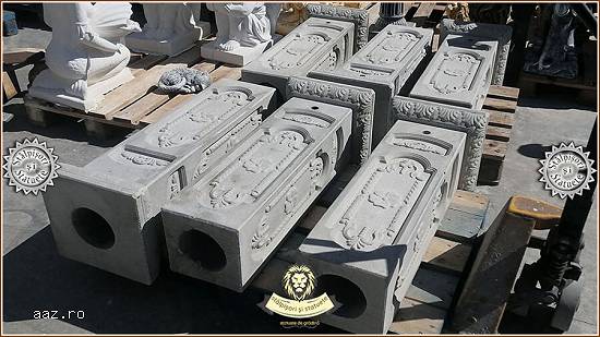 Stâlp susținere garduri,  din beton,  model S11.