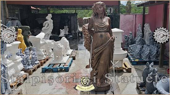 Statuetă domnița cu flori,   arămiu antichizat,   model S50.
