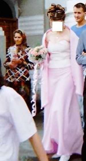 ROCHIE OCAZIE DOMNISOARA DE ONOARE