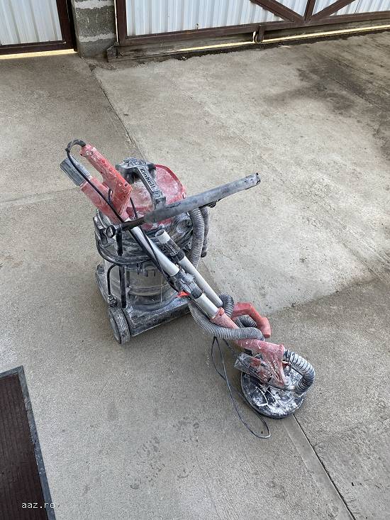 Slefuitor pereti cu brat telescopic ,  