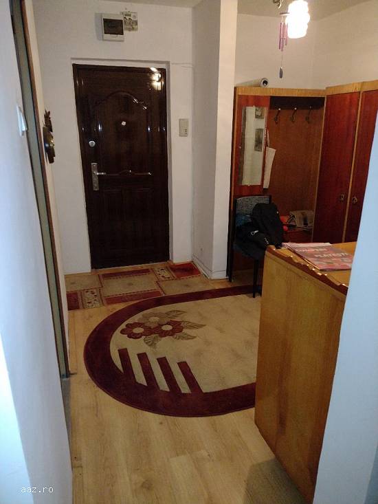 Apartament 3 camere,   decomandat