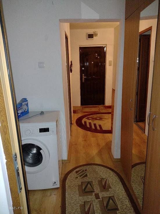 Apartament 3 camere,   decomandat