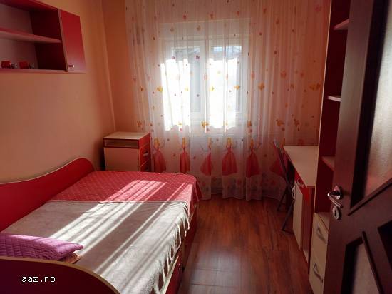 VAND APARTAMENT 3 CAMERE BUCURESTI  BERCENI-STR.COVASNA