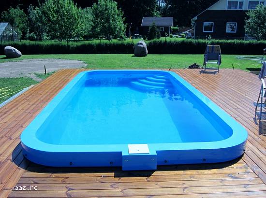 Vand piscine din stoc