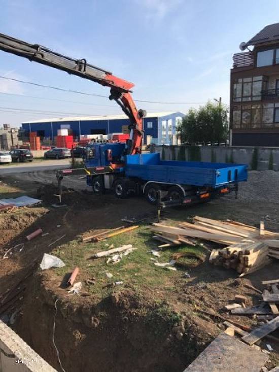Inchiriez autocamion cu Macara PK 72000