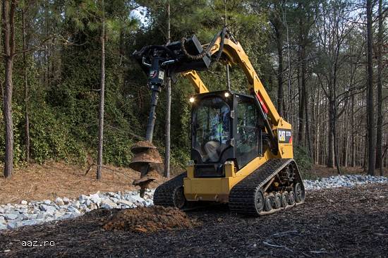 Inchiriez bobcat / miniincarcator / skid