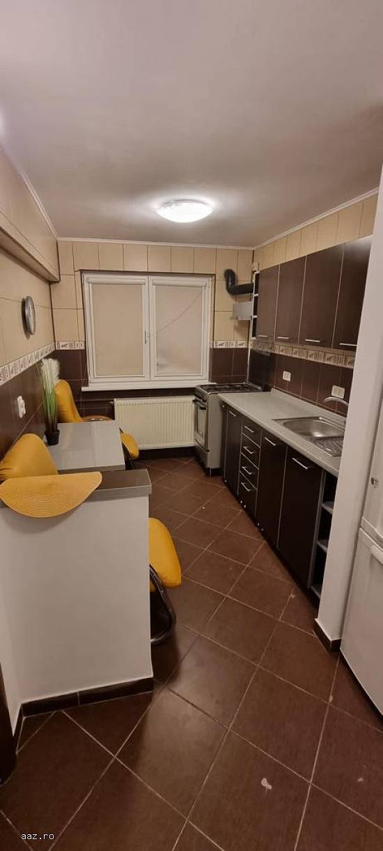 Închiriez apartament 2 camere bloc stradal -  bulevardul Camil Ressu