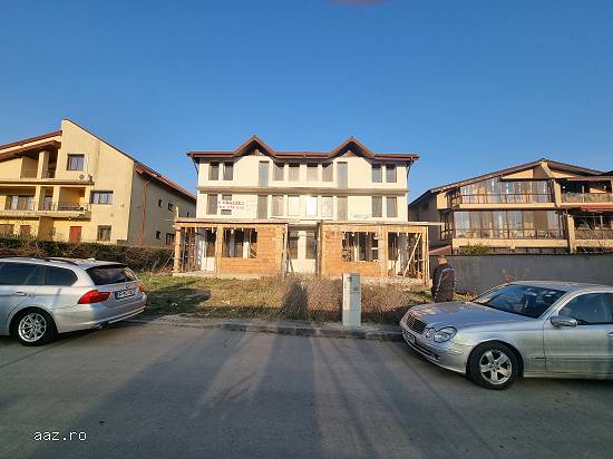 Vând duplex