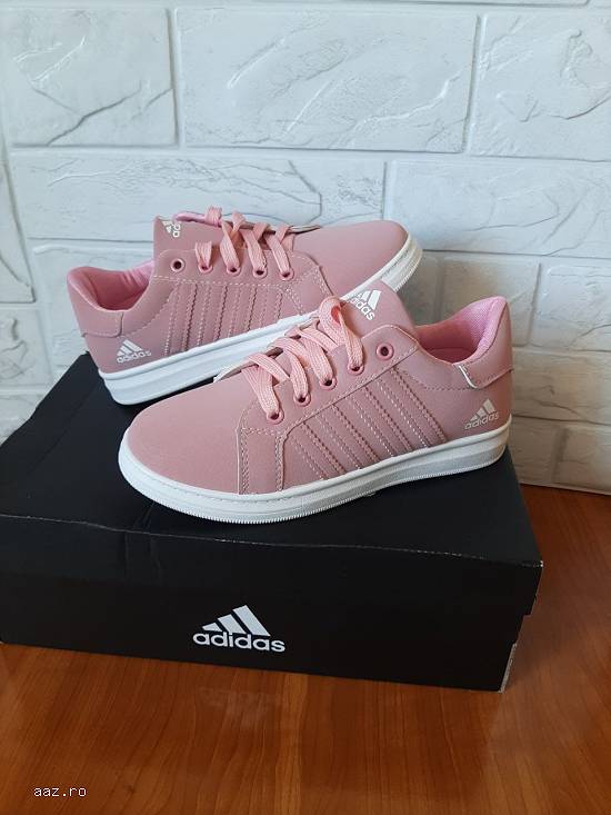 Adidași dama model nou