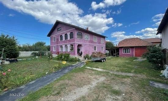 Casă la stradă Iași Gorj E79 suprafață totală 580m