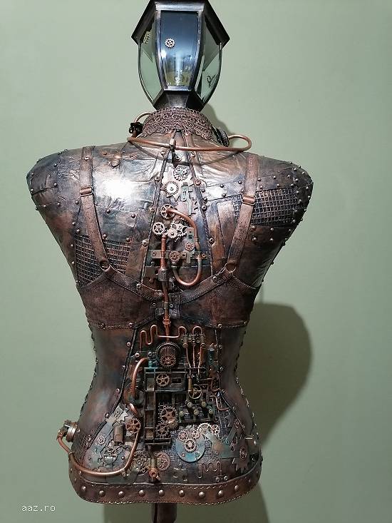 Lampa manechin steampunk/gothic/retro/vintage