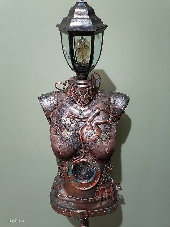 Lampa manechin steampunk/gothic/retro/vintage