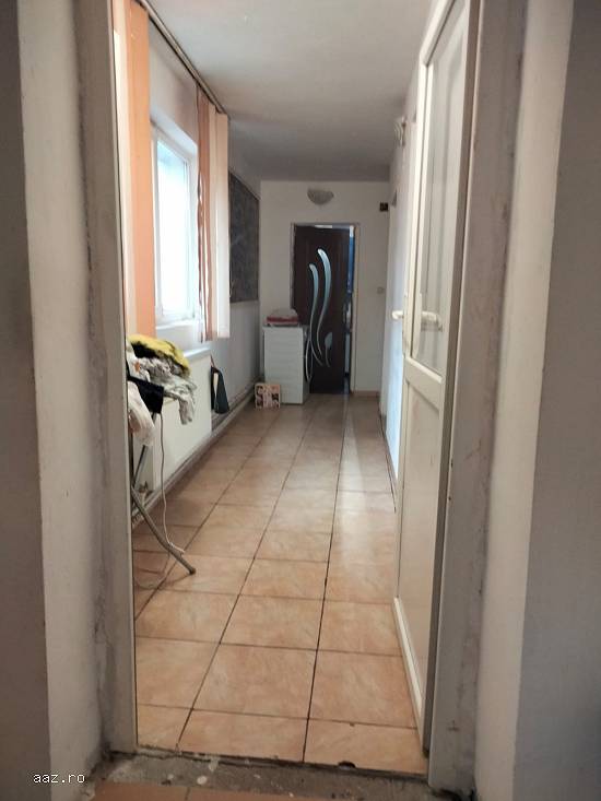 Casă și teren