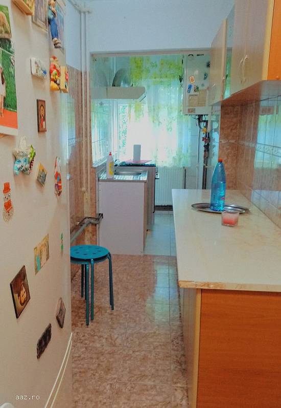 Închiriez garsoniera în zona Pajura