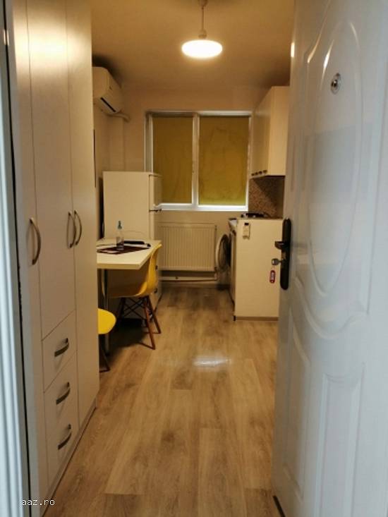 Garsoniera 18mp,   Ozana,   Bucuresti,   30000 euro