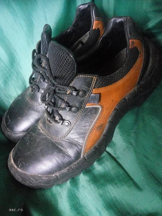 Pantofi lucru cu varf otel de la Otter EN345 marime 44