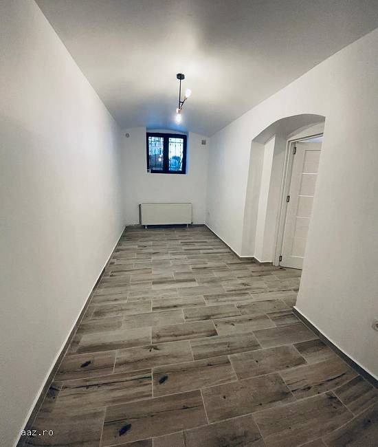 inchiriez spatiu comercial central
