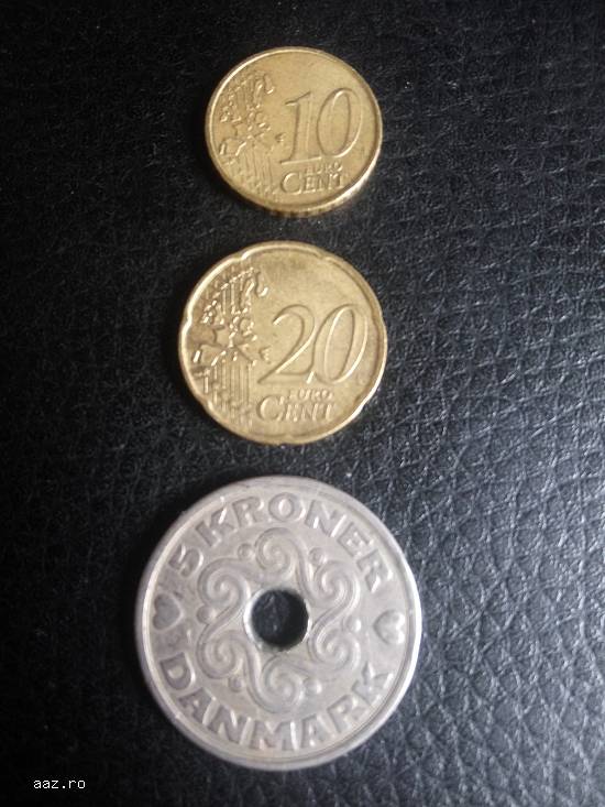 Monede 10 si 20 Euro Cent 2002 plus 5 Kroner 1990