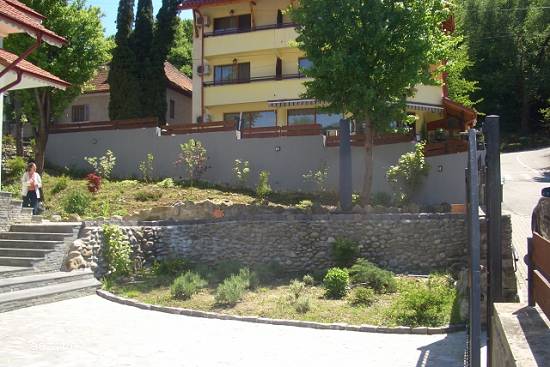 Vila 120mp,   Baile Olanesti,   Valcea 250000 euro