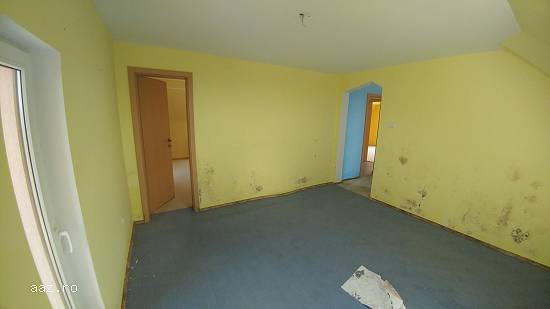 Proprietate imobiliara - teren si constructii - Brasov