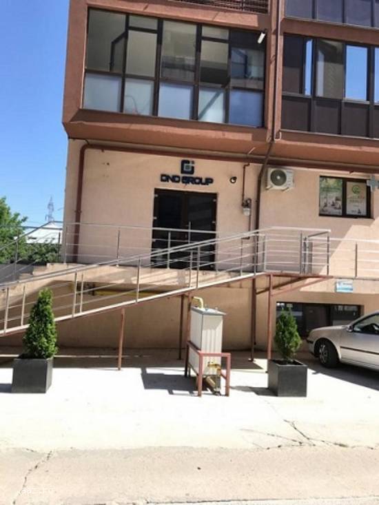 Spatiu comercial,   54mp,   Apusului Residence,   Ilfov,   700 euro