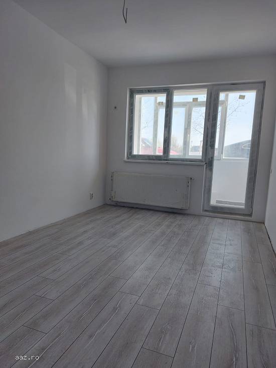 Vand apartament 2 camere Militari Residence,  42000E cash,  50mp